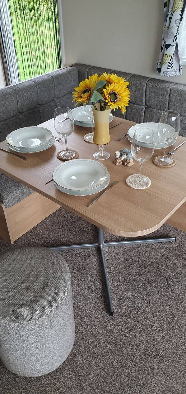 Dining - Pet friendly Static caravan. (Dymchurch)