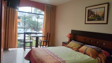 Double or Twin Room, 1 Queen Bed, Garden View | Free WiFi