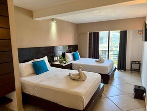 Deluxe Suite, 2 Queen Beds, Balcony, City View