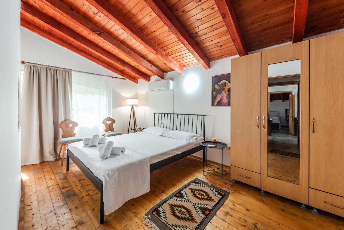 1 bedroom, desk, iron/ironing board, WiFi