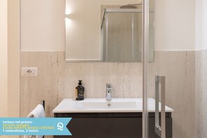 Dusch, bidé och handdukar