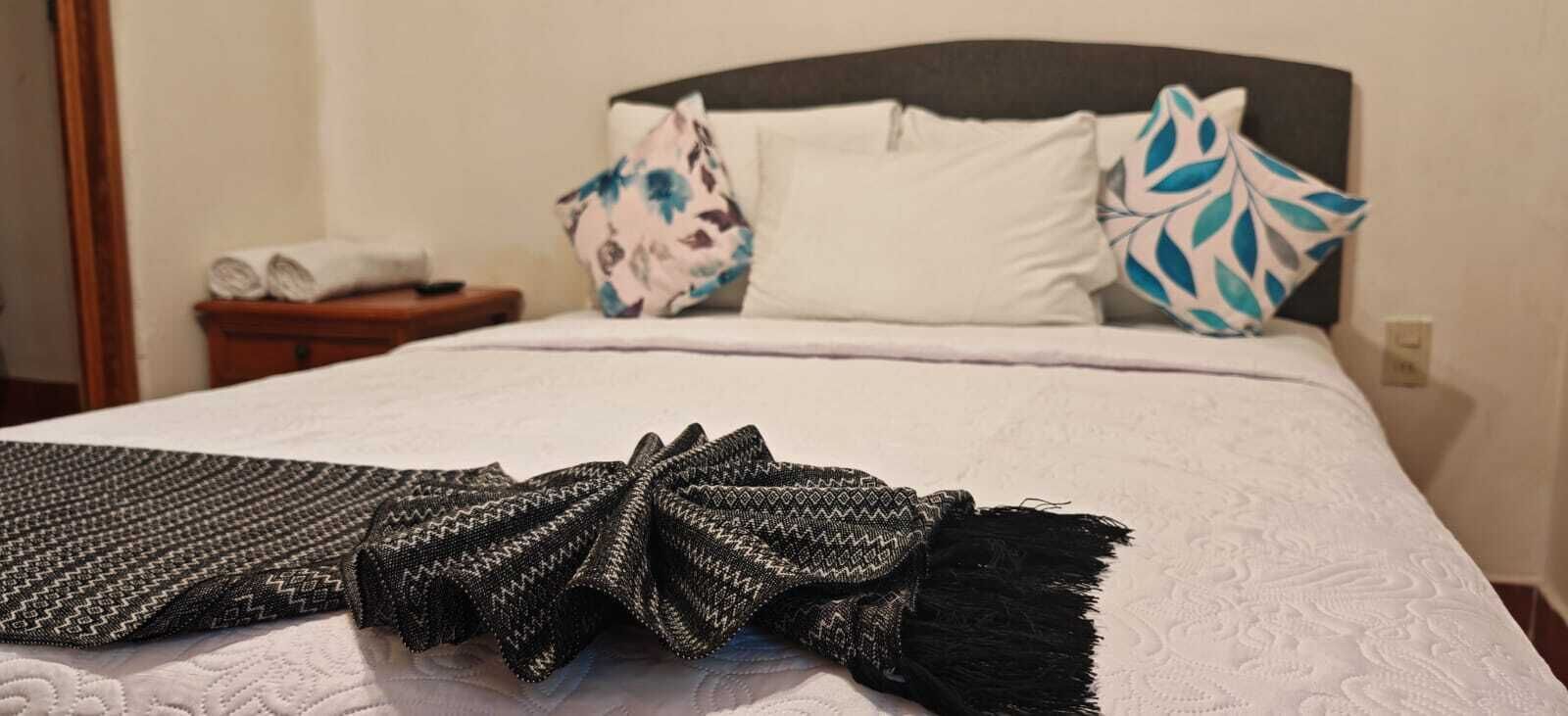 羽绒被、免费 WiFi、床单