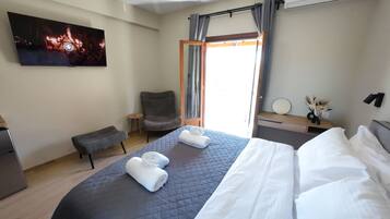 In-room safe, blackout curtains, soundproofing, iron/ironing board