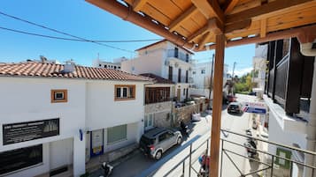 Room, Balcony, City View | Terrace/patio