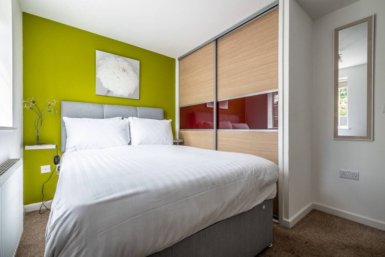 2 bedrooms, iron/ironing board, travel cot, free WiFi