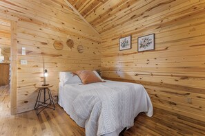 5 chambres, bureau, Wi-Fi gratuit, draps fournis