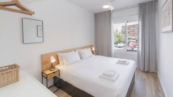 2 chambres, fer et planche Ă repasser, Wi-Fi gratuit, draps fournis
