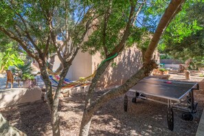 Villa | Garden