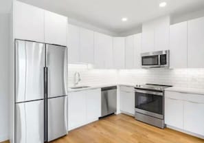 Private kitchen - Japandi Retreat  MetLife • NYC • EWR (Bayonne)