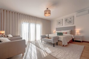 Family Villa, 4 Bedrooms, Mountain View | 4 bedrooms, premium bedding, down comforters, pillowtop beds