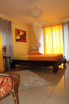 4 bedrooms, iron/ironing board, WiFi, bed sheets - A HAVEN OF PEACE IN AN EXCEPTIONAL VILLA (Vieux-Fort)