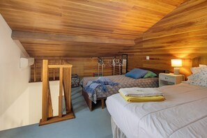 Fer et planche à repasser, Wi-Fi gratuit, draps fournis