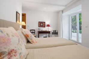 Wi-Fi gratuit, draps fournis