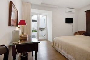 Wi-Fi gratuit, draps fournis