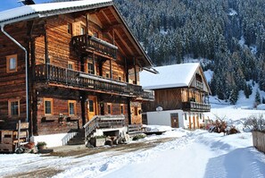 Exterior - Apartment 'Seekofel' with Mountain View, Shared Terrace and Wi-Fi (St. Magdalena gsies)