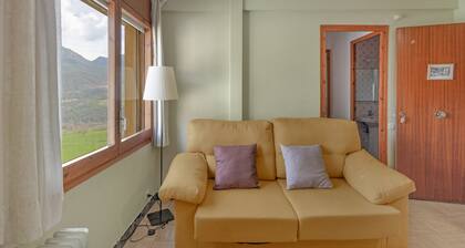 Apartment 'La Canal' with Mountain View, Private Terrace and Wi-Fi