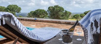 Villa 'Alto Da Lua' with sea view, shared pool and Wi-Fi access