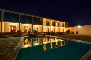 Pool - Room 'Março' with Sea View, Shared Pool and Wi-Fi (Bordeira)