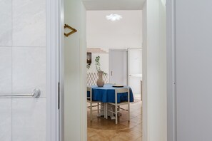 Dining - Holiday Home 'Petros' with Shared Terrace, Wi-Fi and Air Conditioning (Marsala)