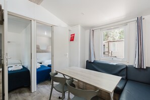 2 bedrooms, free WiFi, bed sheets