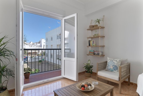 Apartment 'Céntrico En Tarifa' with Balcony, Wi-Fi and Air Conditioning