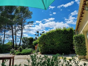 Terrace/patio - Villa 'La Maison Du Soleil' with Private Pool, Wi-Fi and Air Conditioning (Draguignan)