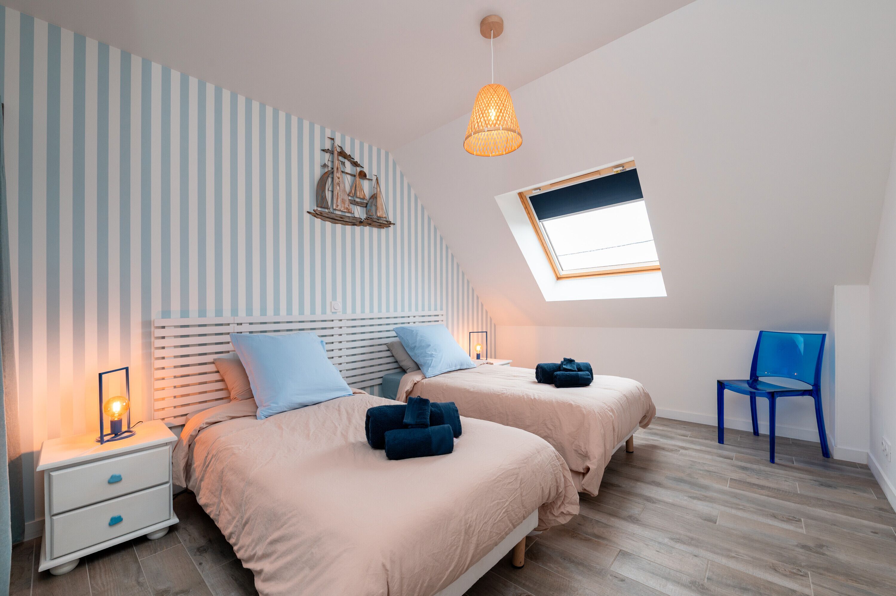 4 chambres, fer et planche à repasser, Wi-Fi gratuit, draps fournis