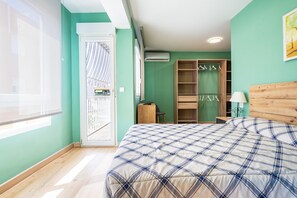 2 makuuhuonetta, silitysrauta/-lauta, ilmainen Wi-Fi, vuodevaatteet