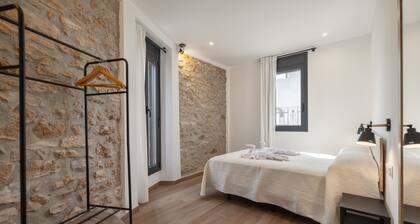 Apartment 'Les Carolines' with Private Terrace, Wi-Fi and Air Conditioning