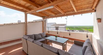 Apartment 'Les Carolines' with Private Terrace, Wi-Fi and Air Conditioning
