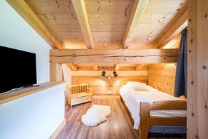 5 chambres, fer et planche à repasser, accès au Wi-Fi (inclus)