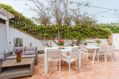 Villa Gloria with sea view, Wi-Fi and air conditioning