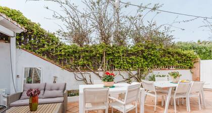 Villa Gloria with sea view, Wi-Fi and air conditioning