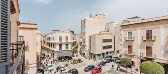 Apartment 'Balcone' with Balcony, Wi-Fi and Air Conditioning