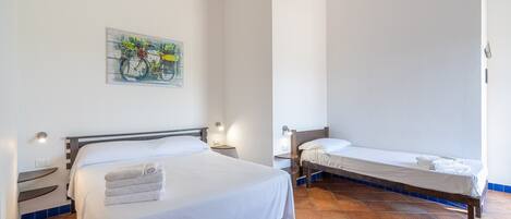 1 間睡房、熨斗/熨衫板、免費 Wi-Fi、床單