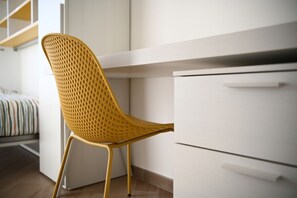 2 chambres, fer et planche à repasser, Wi-Fi, literie fournie