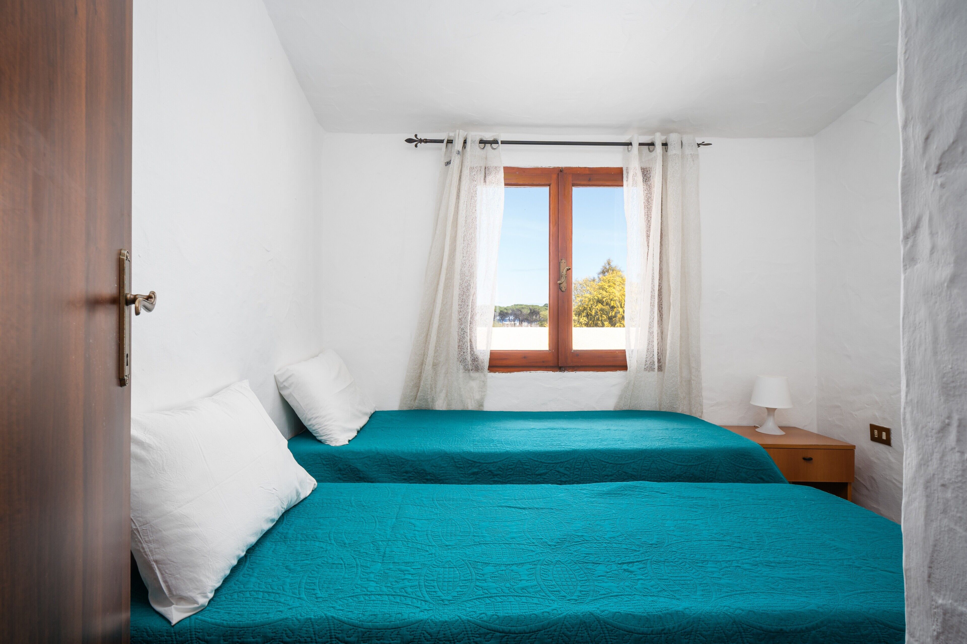 3 habitaciones, wifi gratis y ropa de cama 