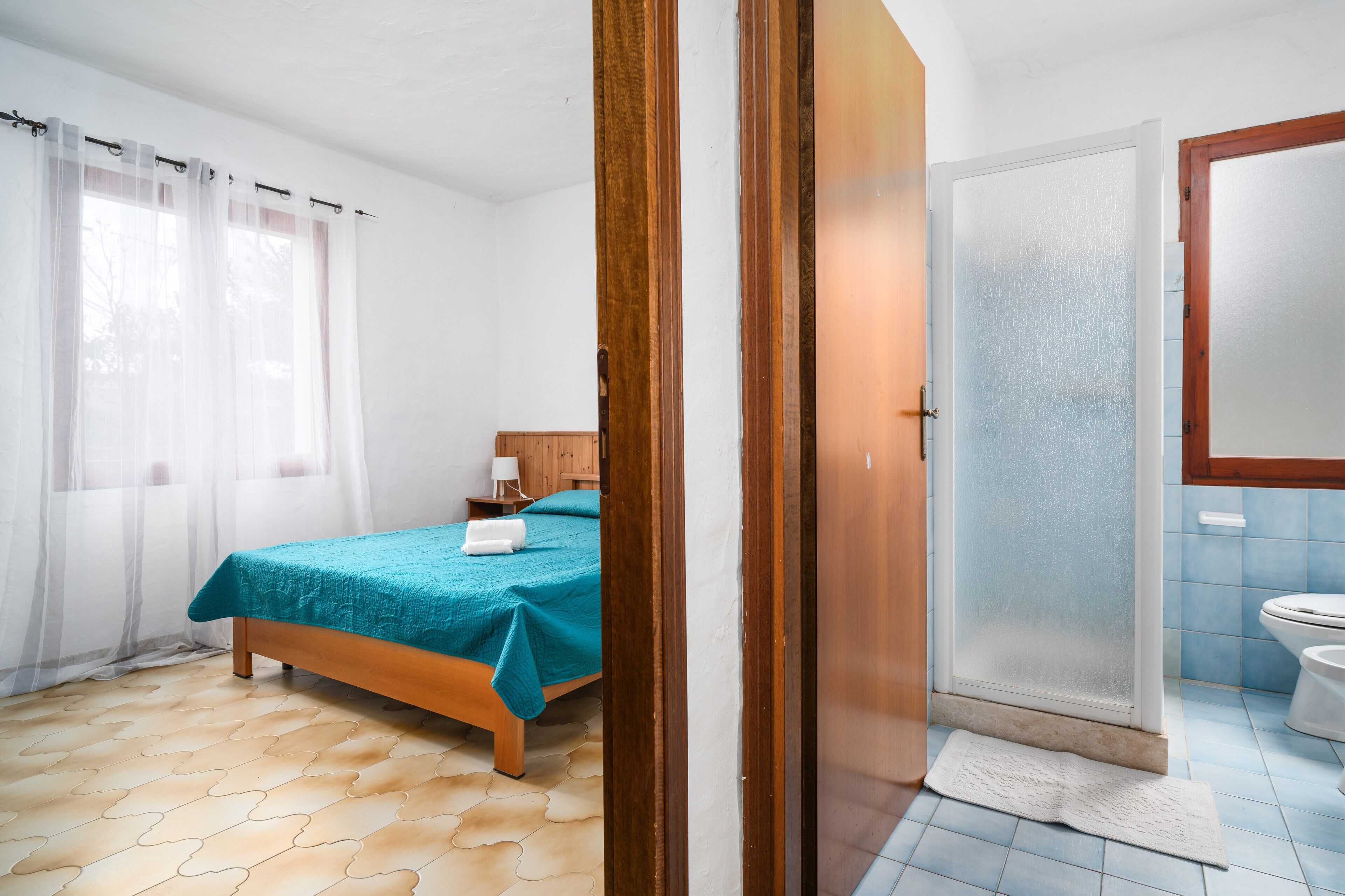 3 bedrooms, free WiFi, bed sheets