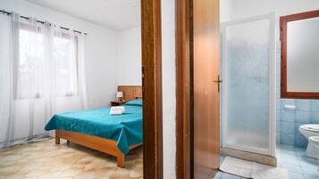 3 bedrooms, free WiFi, bed sheets