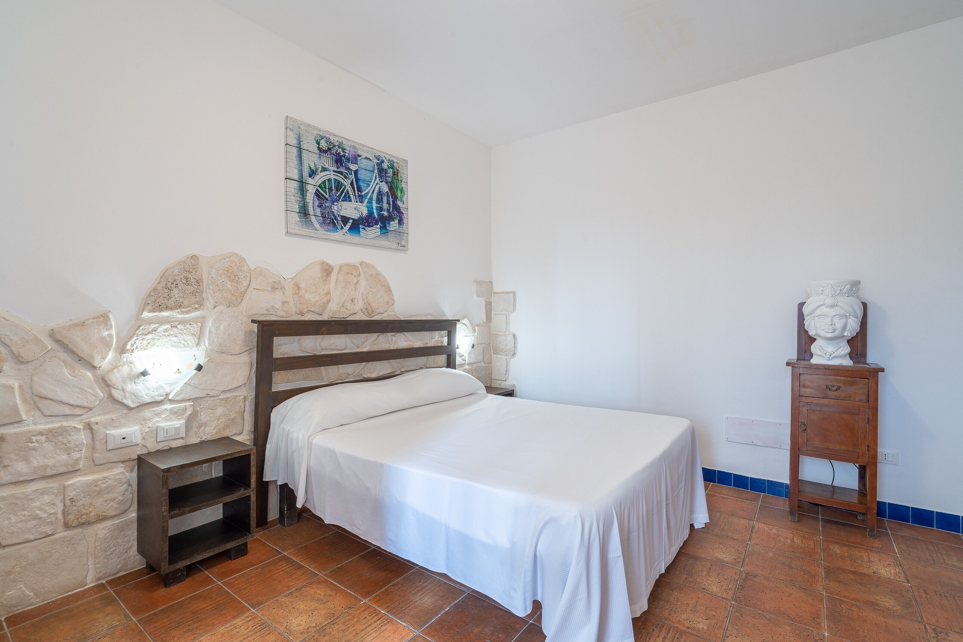 1 室のベッドルーム、アイロン / アイロン台、WiFi (無料)、ベッドシーツ