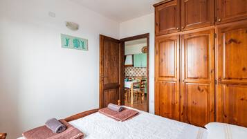 2 chambres, Wi-Fi gratuit, draps fournis