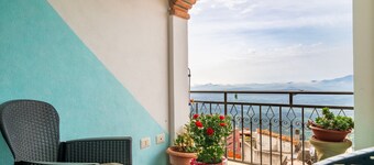 Apartment 'Su Cilleri E Silbiu 2' with Private Terrace, Wi-Fi and Air Conditioning
