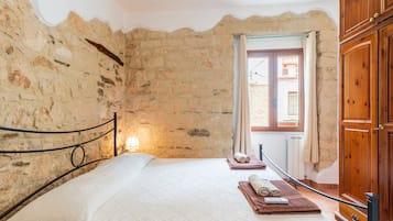 1 室のベッドルーム、WiFi (無料)、ベッドシーツ