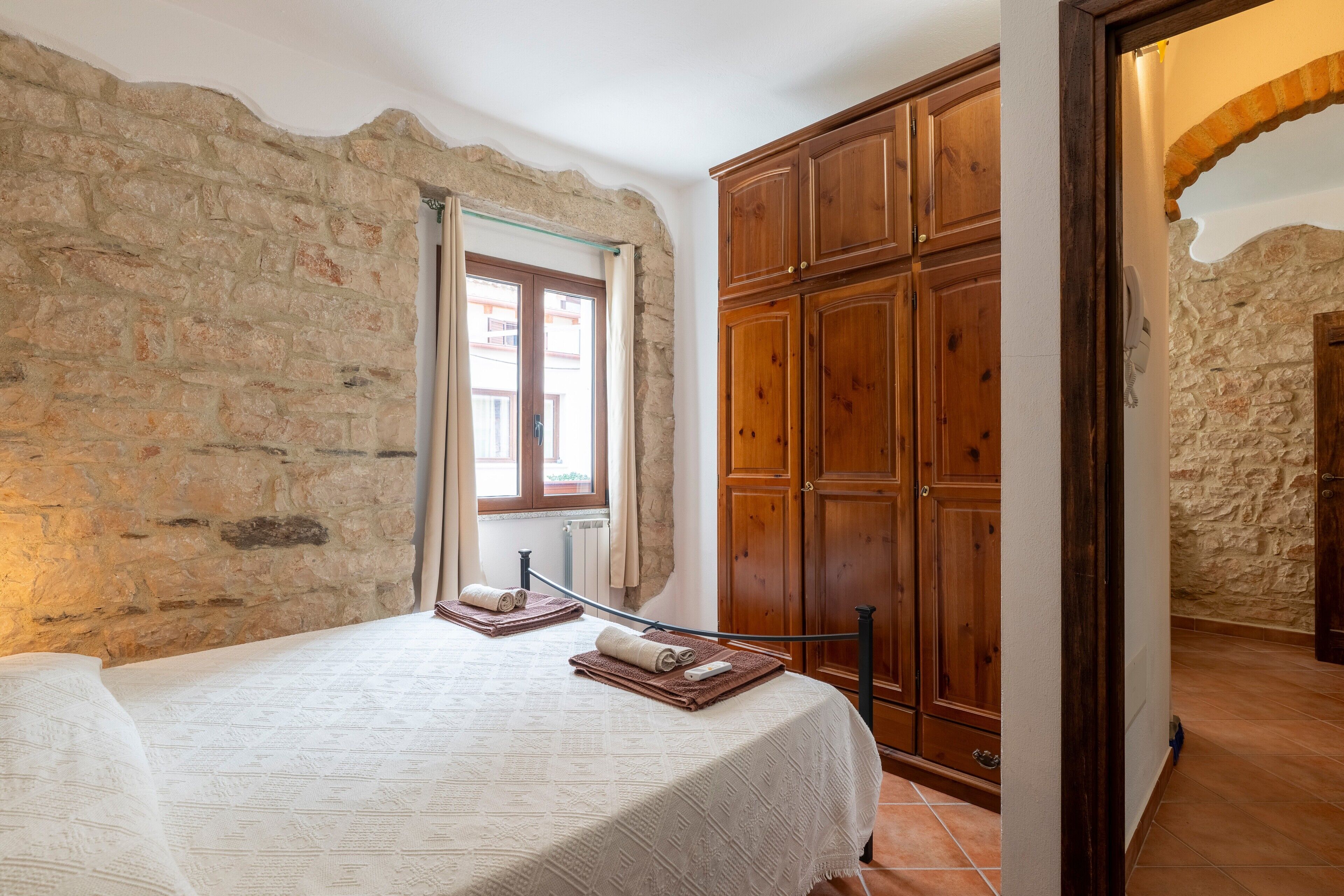 1 bedroom, WiFi (free), bed sheets