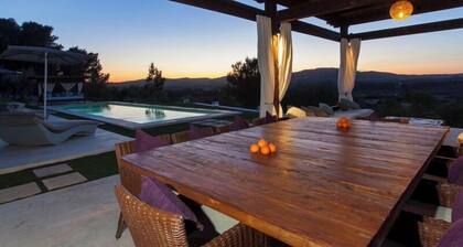 Superbe villa de luxe Ă  Ibiza avec Wi-Fi et climatisation