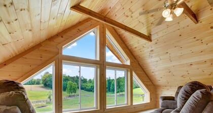 Private Farm Setting w/ 7-bedroom cabin & pond, Plus 3 acres of yard space