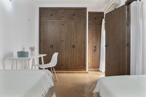 2 soverom, strykejern/-brett, wi-fi (inkludert) og sengetøy