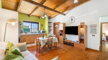 TV, DVD player, stereo