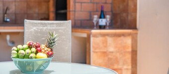 Apartment 'La Casa Verde' with Sea View, Wi-Fi and Air Conditioning