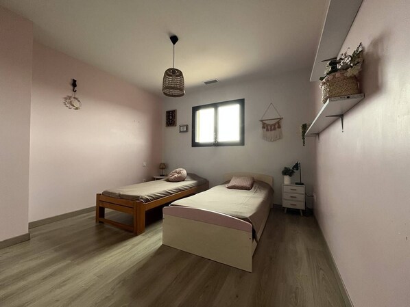5 bedrooms, free WiFi